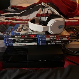 Playstation 4 with Astro 10 Headset + 9 Games